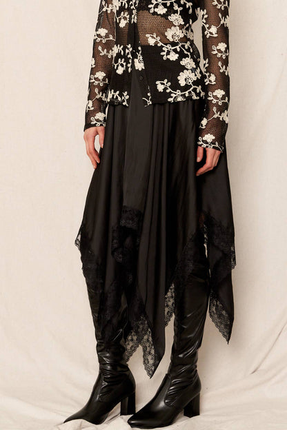 Uneven Hem Lace Trim Midi Skirt - ivyandlavyboutique En Crème