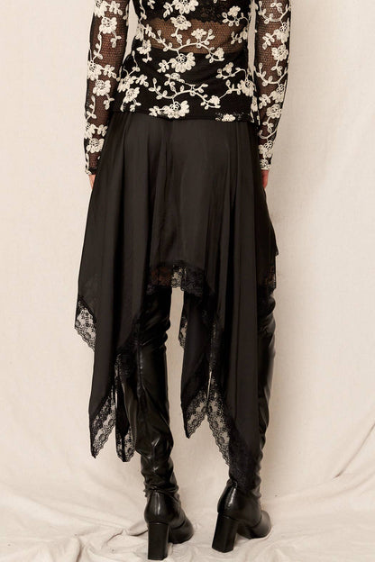 Uneven Hem Lace Trim Midi Skirt - ivyandlavyboutique En Crème
