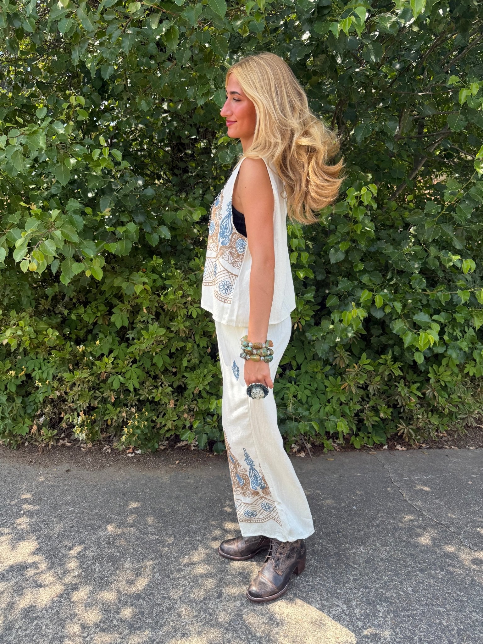 Vacation Vibes Tank Xv - 26 - 10 - ivyandlavyboutique Chica luv