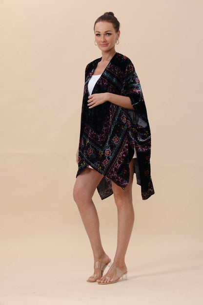 Velvet Stripes with Floral Patterns Kimono Texture Heaven: Black - ivyandlavyboutique Leto Accessories