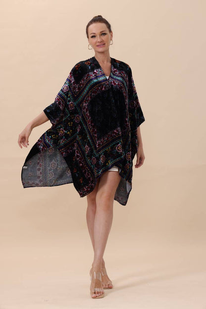 Velvet Stripes with Floral Patterns Kimono Texture Heaven: Black - ivyandlavyboutique Leto Accessories