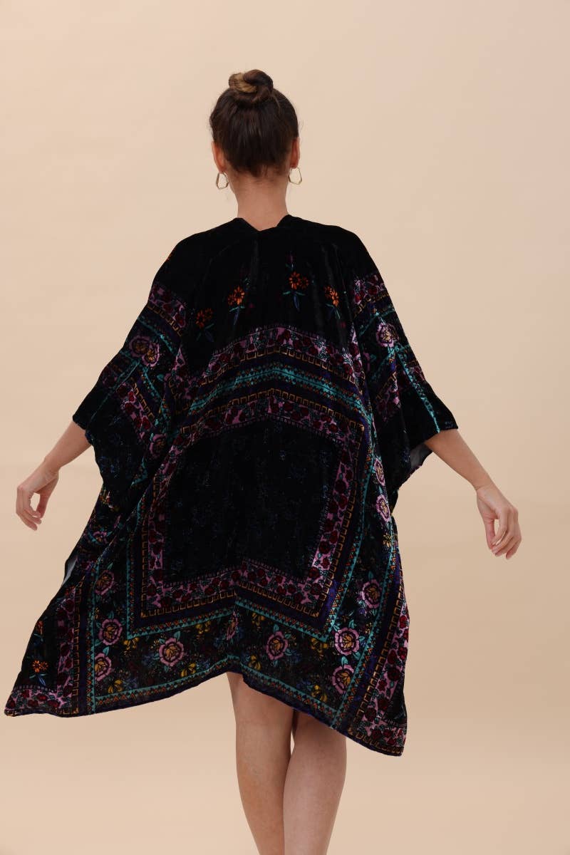 Velvet Stripes with Floral Patterns Kimono Texture Heaven: Black - ivyandlavyboutique Leto Accessories