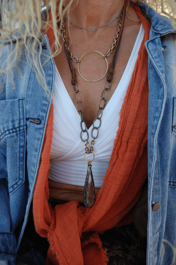 Vintage Chandelier Leather Necklace - ivyandlavyboutique Spirit Lala