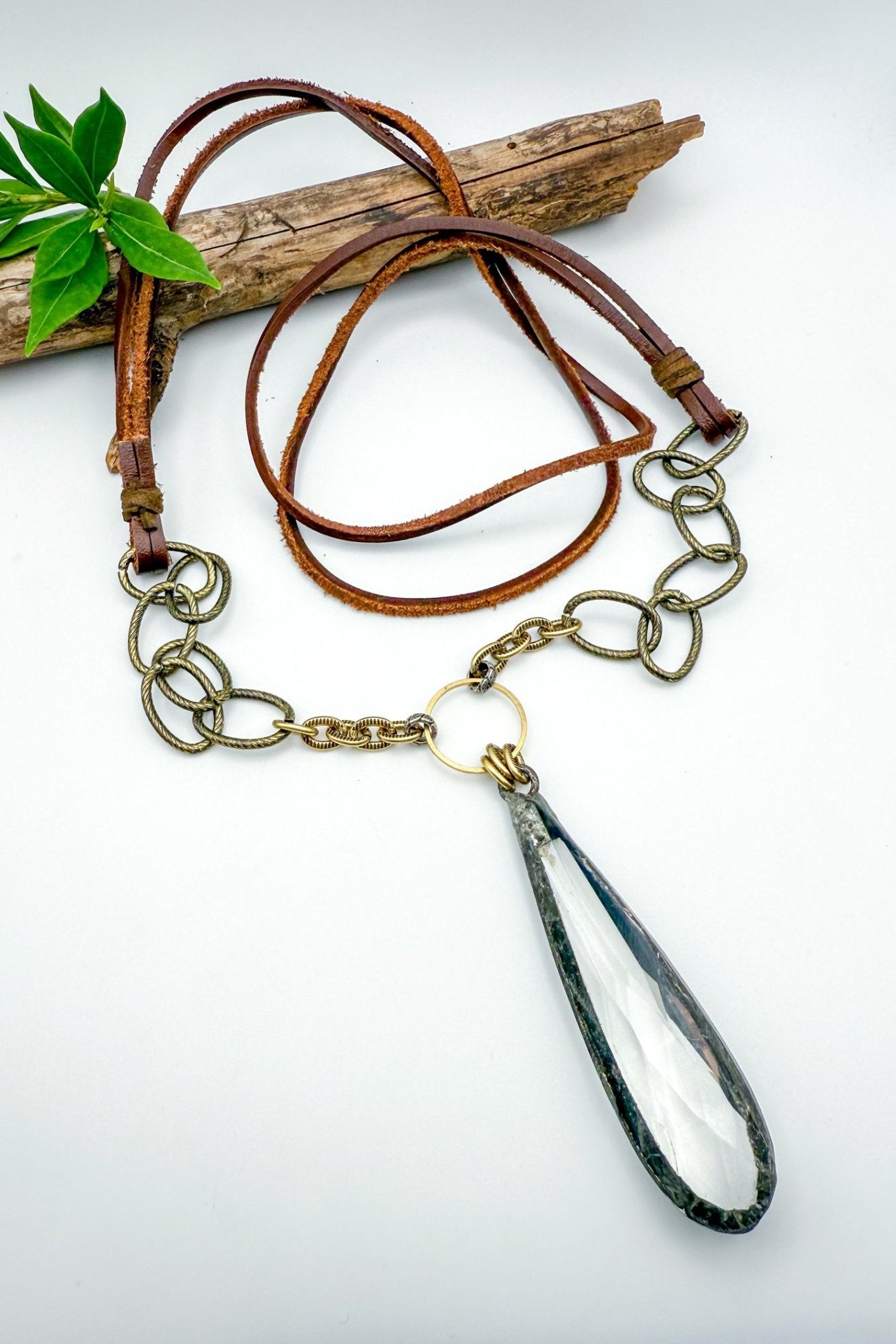 Vintage Chandelier Leather Necklace - ivyandlavyboutique Spirit Lala