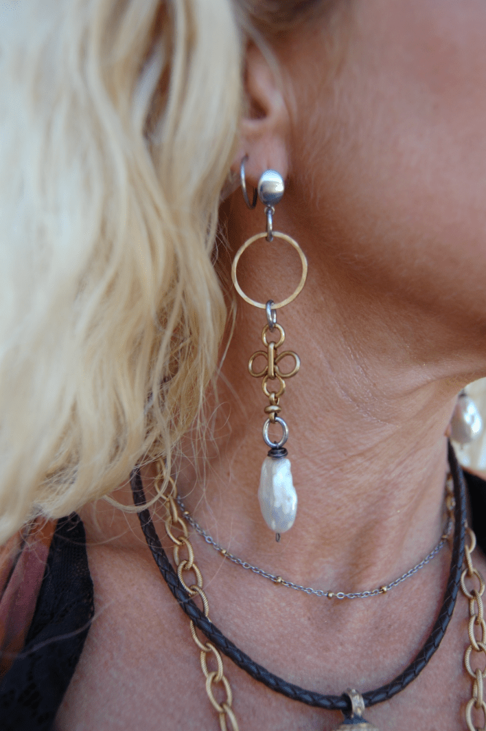 Vintage Watch Chain Pearl Earrings - ivyandlavyboutique Spirit Lala