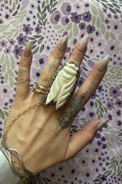 White Cicadas Bug Ring - ivyandlavyboutique ivyandlavyboutique