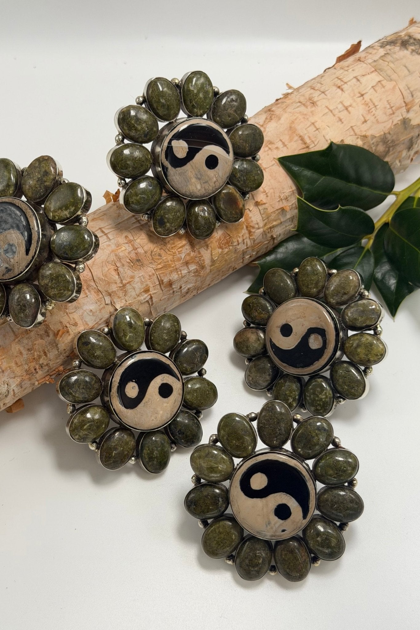 Yin & Yang in Olive Statement Ring - ivyandlavyboutique ivyandlavyboutique