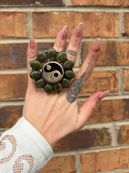 Yin & Yang in Olive Statement Ring - ivyandlavyboutique ivyandlavyboutique